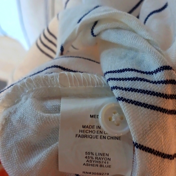 Altar'd State Linen Top M white and blue stripe - Picture 6 of 7